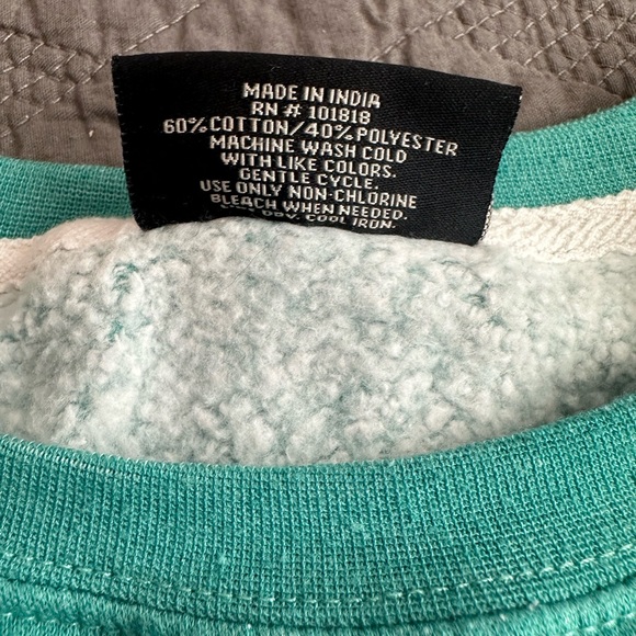 Innerlight Surf Shop sweatshirt - Picture 8 of 9